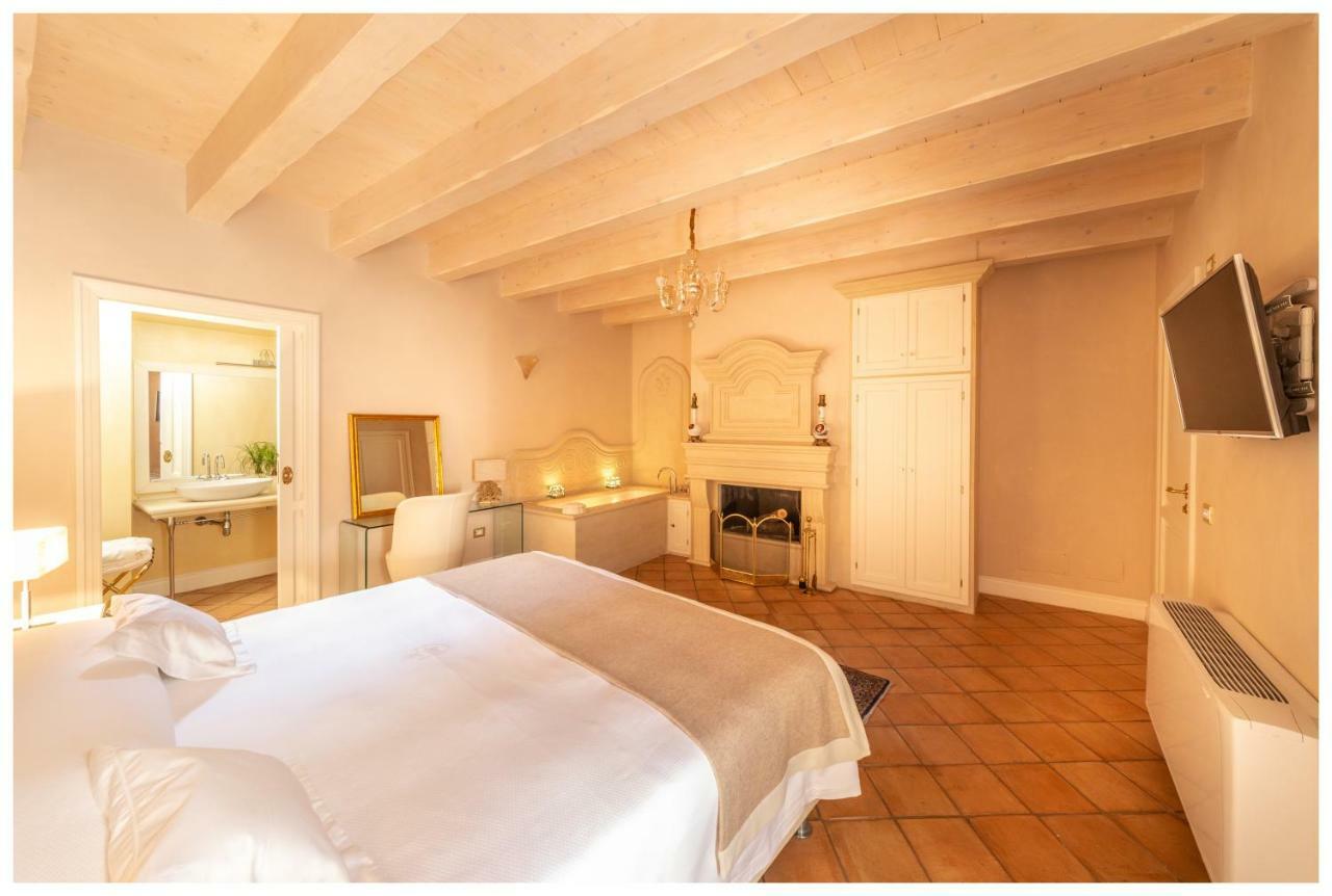 Boutique - Lodge&Suites Crotone Extérieur photo