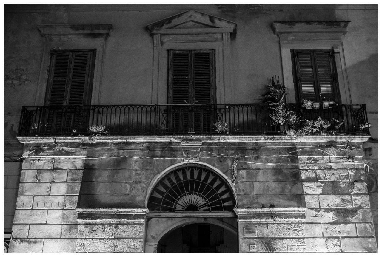 Boutique - Lodge&Suites Crotone Extérieur photo
