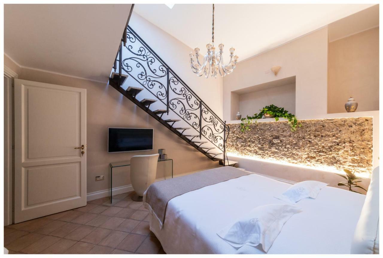 Boutique - Lodge&Suites Crotone Extérieur photo